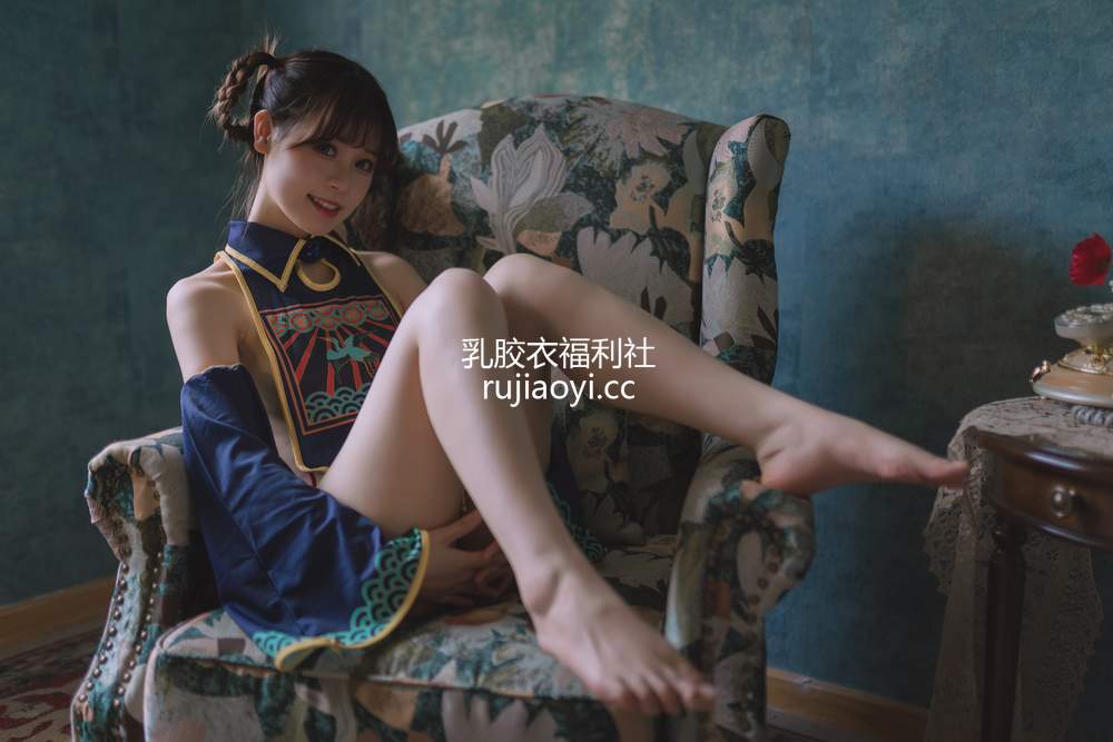 [网红杂图] 千反田鹿子 – 小僵尸 [53P1.21GB]