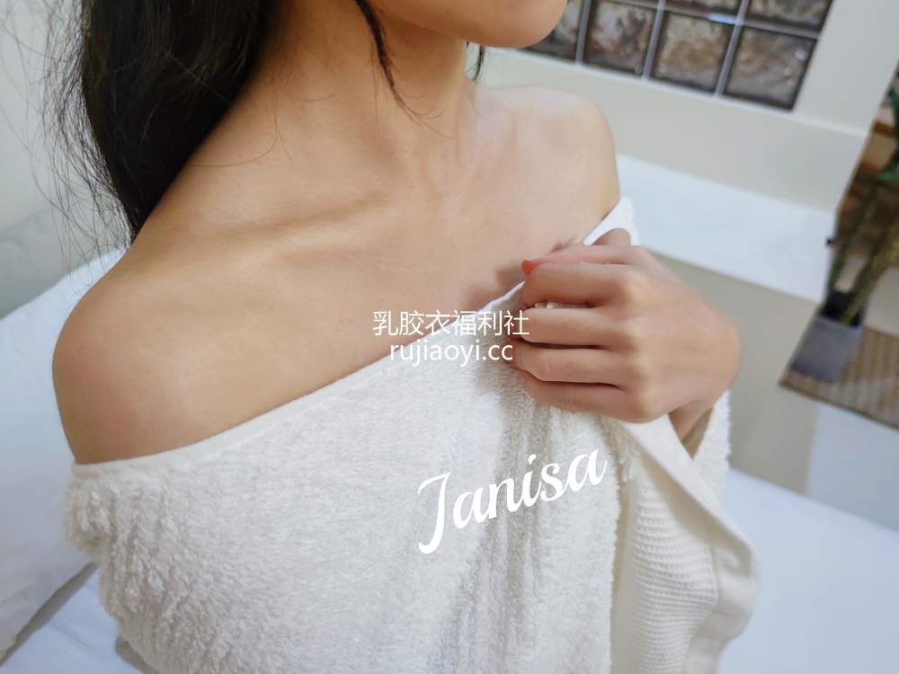 [网红杂图] Janisa – 包裹不住的诱惑 [5P43MB]