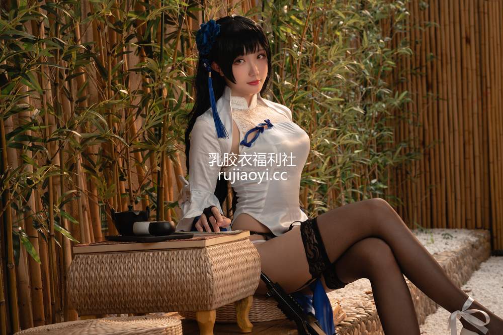 [网红杂图] 瓜希酱 – 少女前线 95式玉玲珑 [20P116MB]