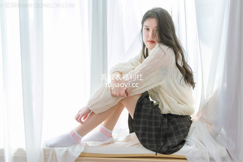 [物恋传媒] No.1179 茹茹休闲时光 [149P1V4.07GB]