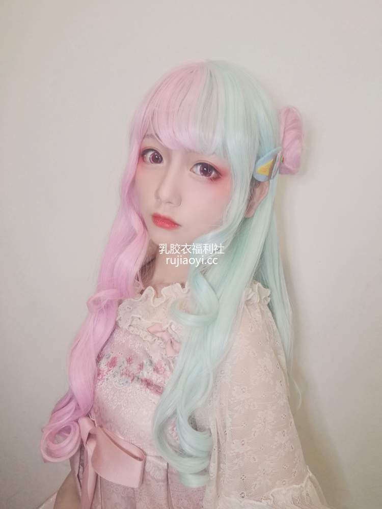 [网红杂图] 弦音sic – lolita草莓薄荷冰淇淋 [7P13MB]