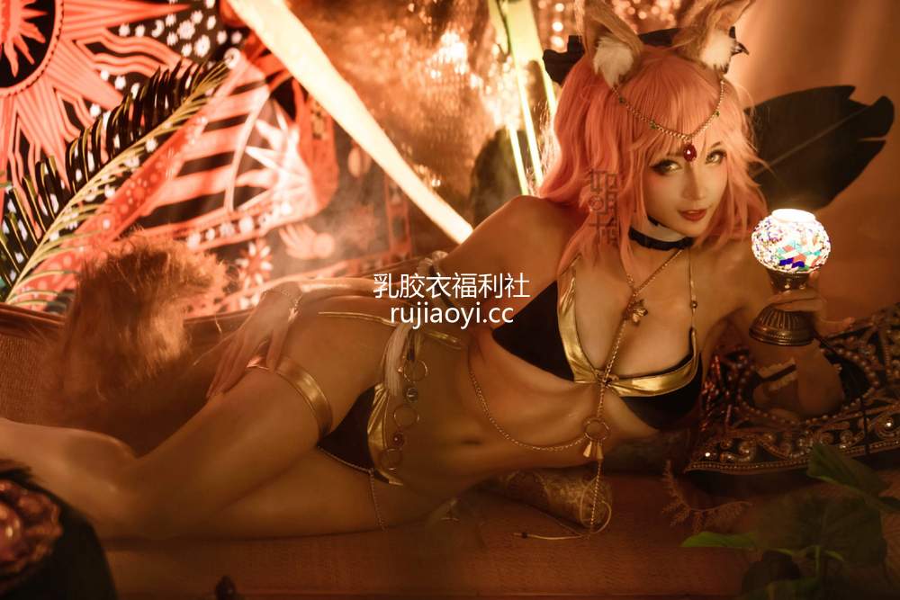 [网红杂图] 如月灰 – 玉藻前阿拉伯舞娘 [10P114MB]