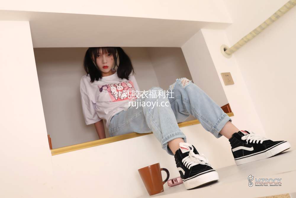 [MZSOCK爱美足] No.149 樱子 [77P189MB]