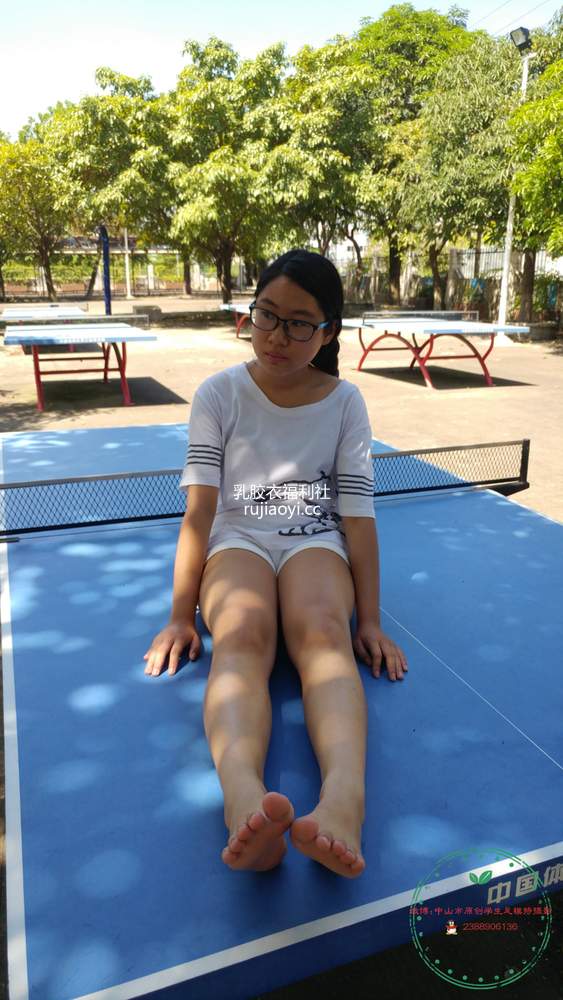[中山足模摄影] – 2020浪网学妹 [49P2V885MB]