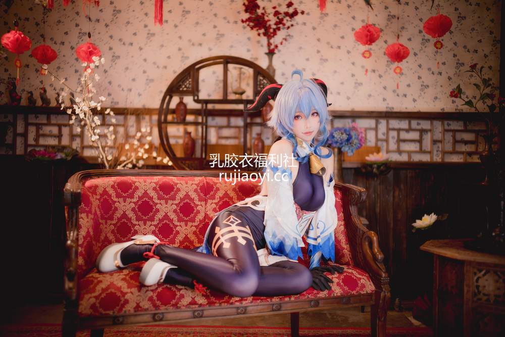 [网红杂图] Ely_eee(ElyEE子) – Ganyu [15P41MB]