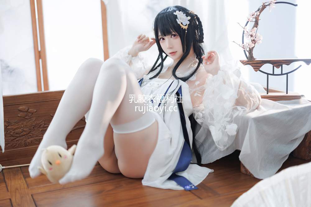 [网红杂图] 樱落酱w – 逸仙 膏发凝脂 [31P173MB]