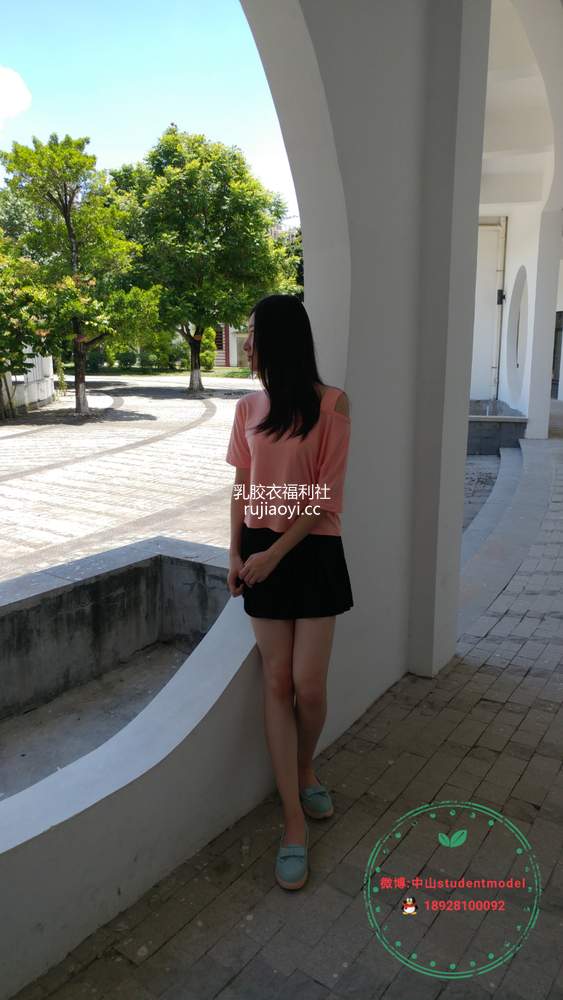 [中山足模摄影] – 2020蕾蕾 [73P2V1.28GB]