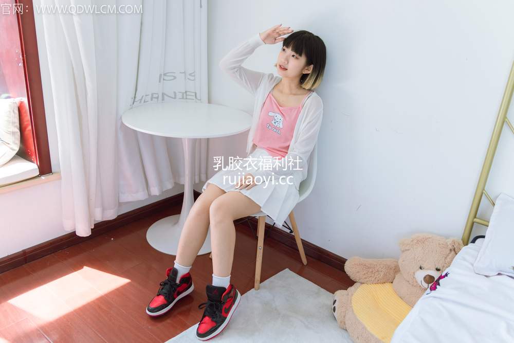[物恋传媒] No.1214 暗月-夏日蝉鸣 [150P1V3.99GB]