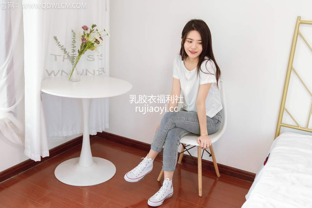 [物恋传媒] No.1230 然然生命中的你 [146P1V3.74GB]