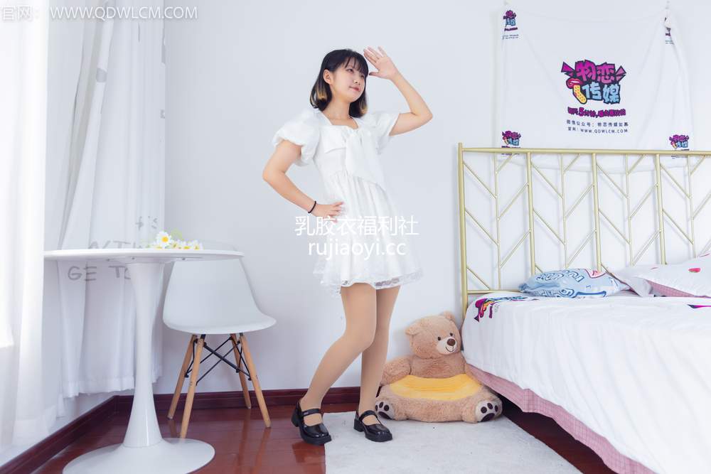 [物恋传媒] No.1278 暗月-彼方尚有荣光在 [150P1V3.37GB]