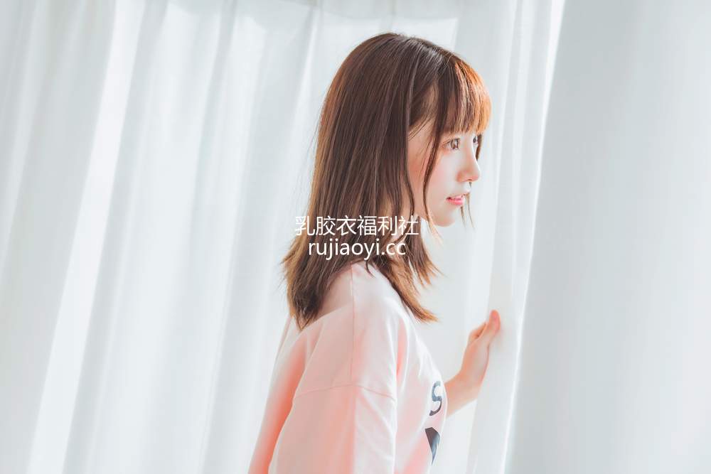 [网红杂图] Kitaro_绮太郎 – 放課後の少女 [30P38MB]