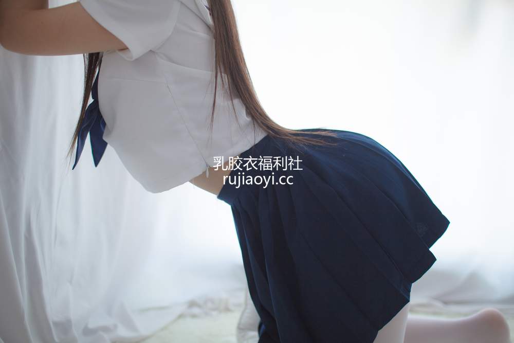[少女秩序写真] – JK制服白丝 [37P249MB]