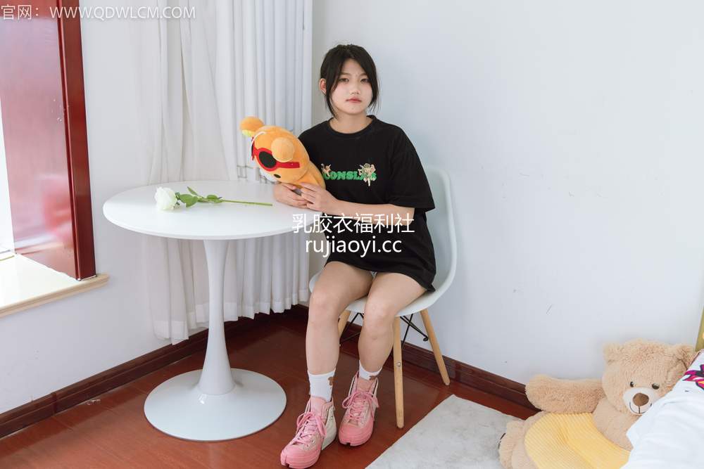 [物恋传媒] No.1242 小阳-后来的我们 [143P1V3.66GB]