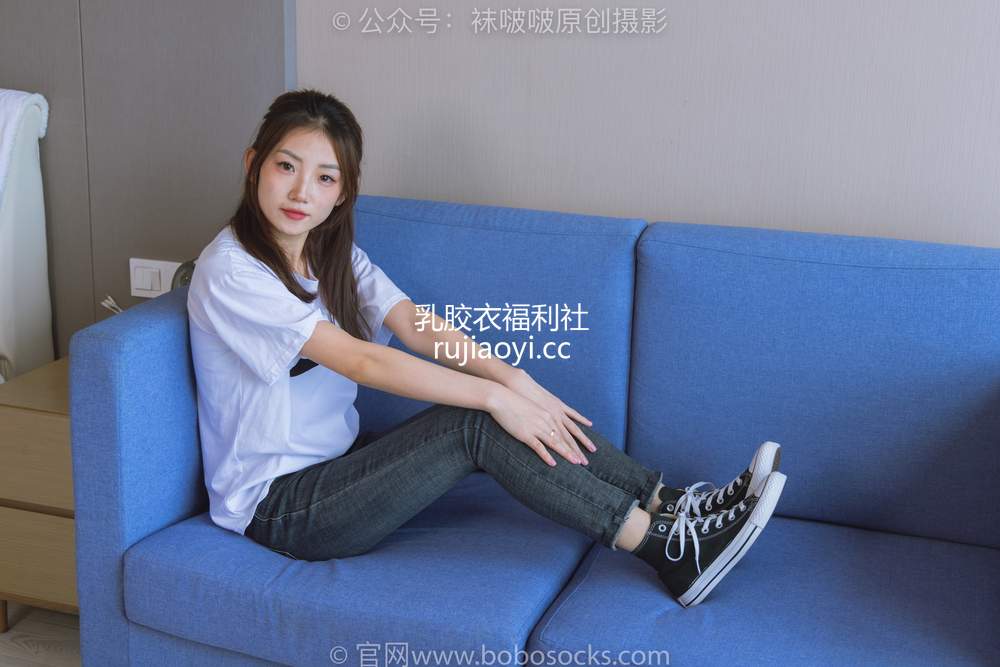[BoBoSocks袜啵啵] No.220 小沫-两双板鞋、短肉丝、裸足 [140P1V5.98GB]