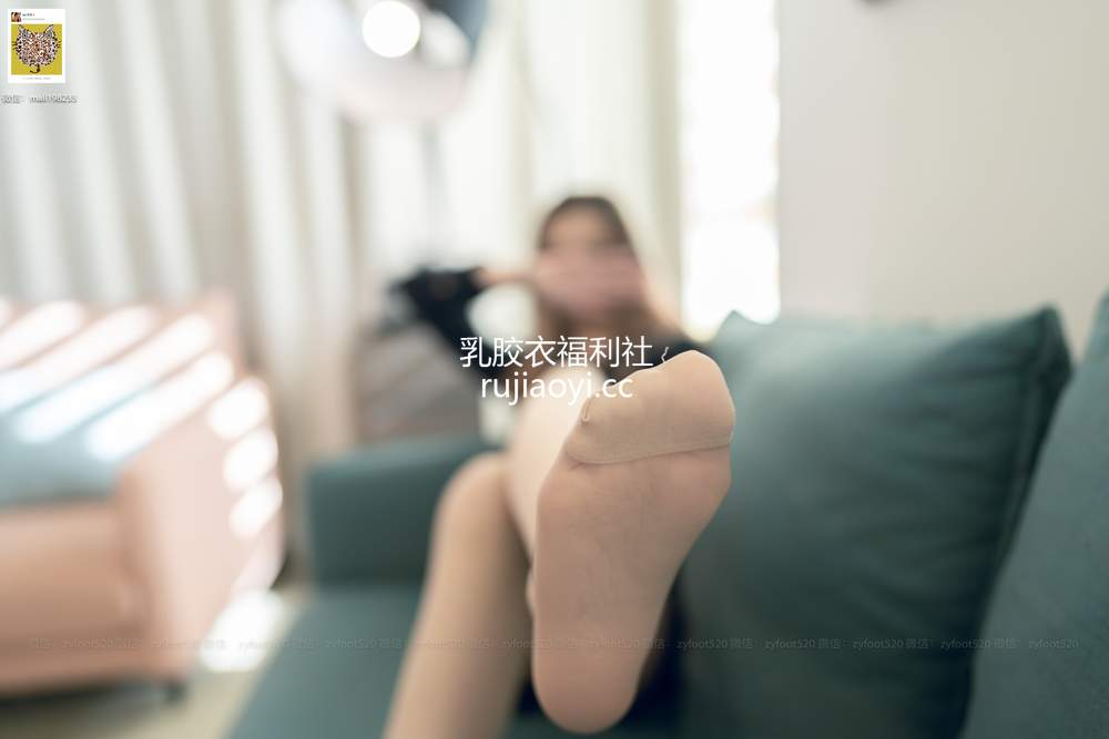 [ISS系列] – 铭铭 正装 [129P1V1.12GB]