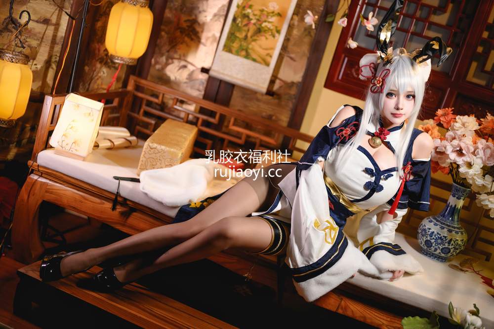 [网红杂图] 凛子酱 – 旗袍兔兔 [21P97MB]