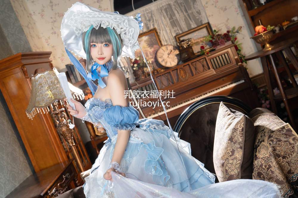 [网红杂图] Momoko葵葵 – 柴郡礼服 [27P211MB]