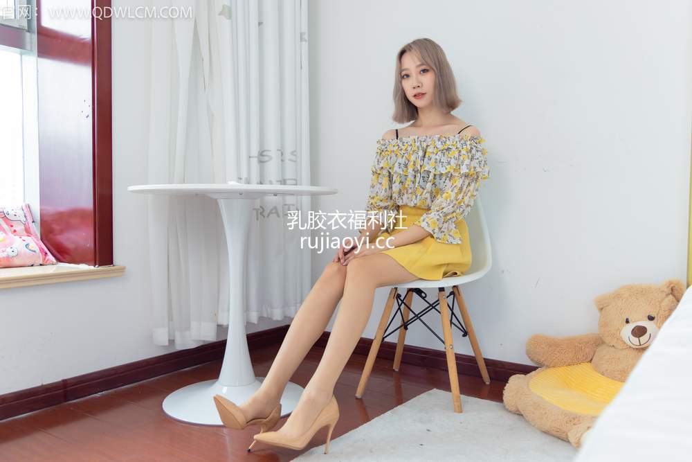 [物恋传媒] No.1309 小艾-最初的梦想 [145P1V5.65GB]