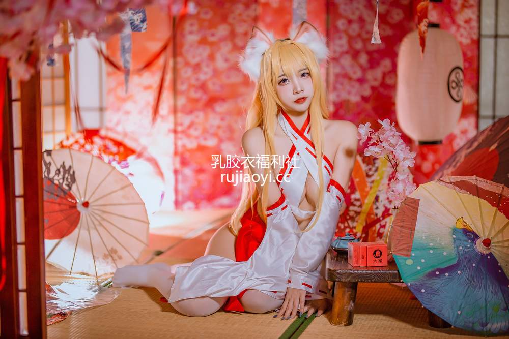 [网红杂图] 二佐Nisa – 私房大象巫女 [15P137MB]
