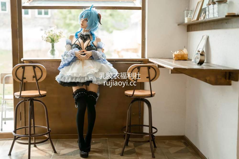 [网红杂图] 蠢沫沫 – 甘雨女仆 [14P158MB]