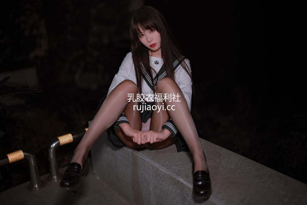 [网红杂图] 轩萧学姐 – 公路JK [57P116MB]