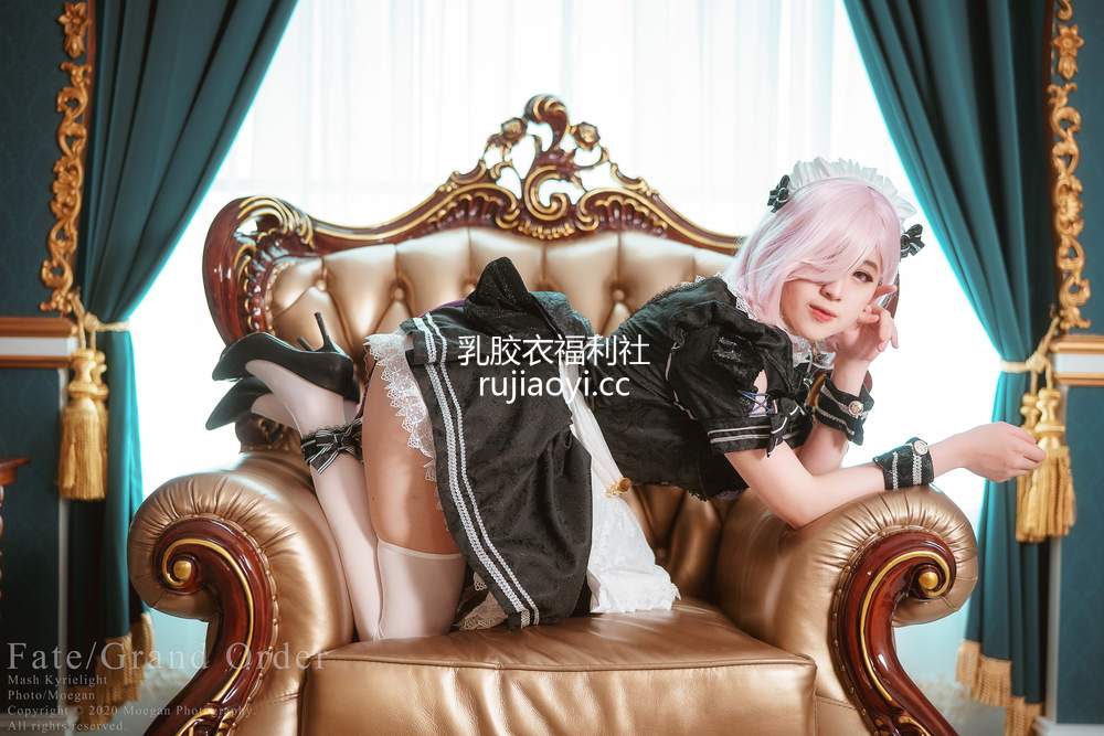 [网红杂图] Hatori Sama – Mashu Kyrielight Maid [10P49MB]