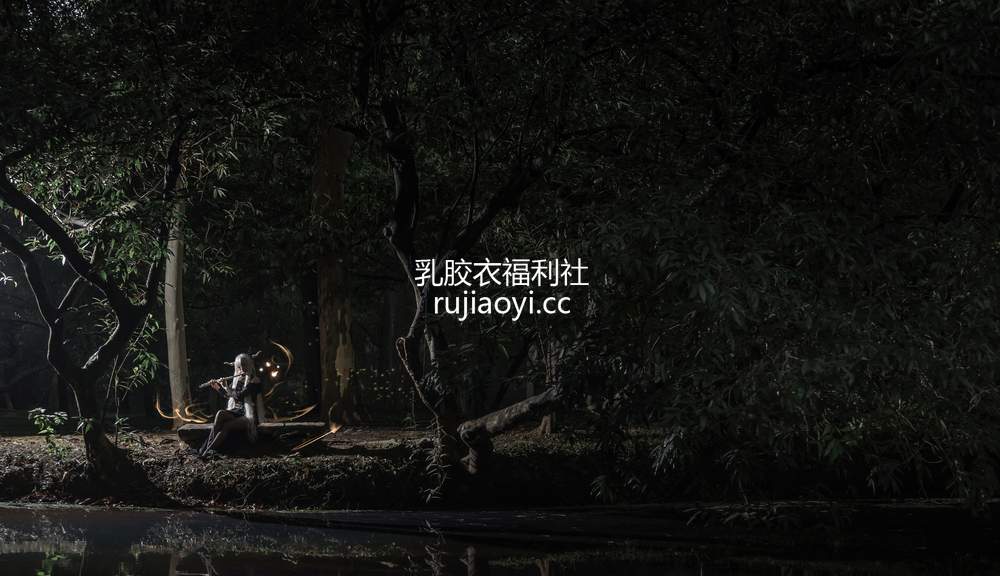[网红杂图] Cien恩恩 – 明日方舟闪灵 [14P37MB]