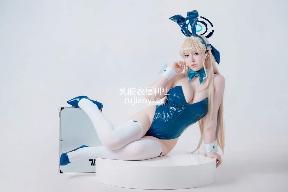 [网红杂图] 半半子 – 飛鳥馬トキBunny [62P3V257MB]