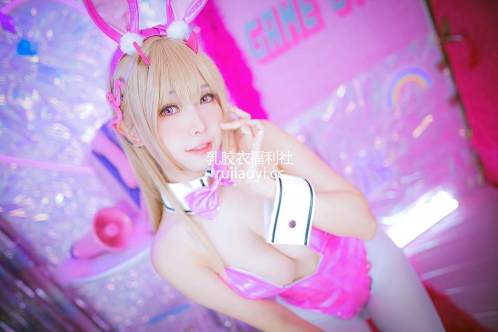 [网红杂图] Ely_eee(ElyEE子) – Viper Bunny 毒蛇兔女郎 [15P56MB]