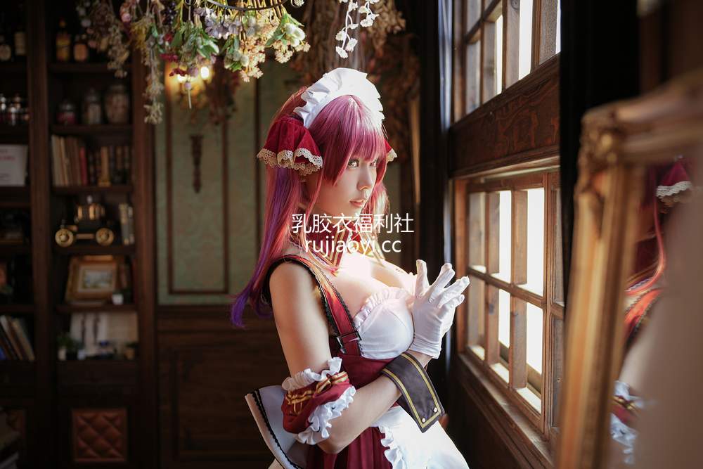 [网红杂图] Ely_eee(ElyEE子) – B-Hoshou Marine Maid [29P99MB]