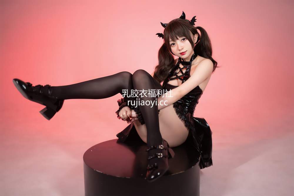[网红杂图] 花铃 – 小恶魔 [85P349MB]