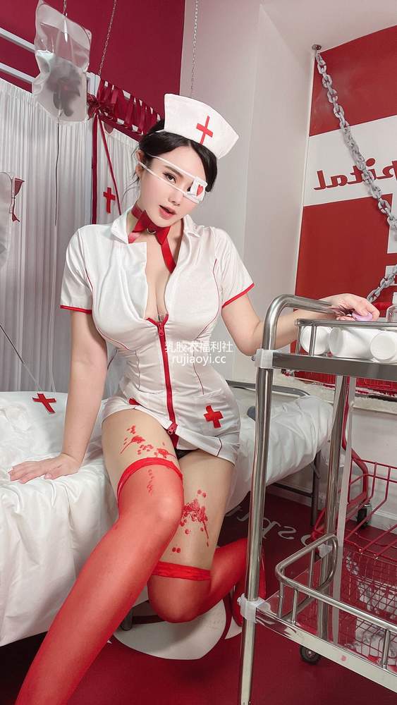 [网红杂图] 水蜜桃咪咪 – 红丝小护士来咯 [27P21MB]