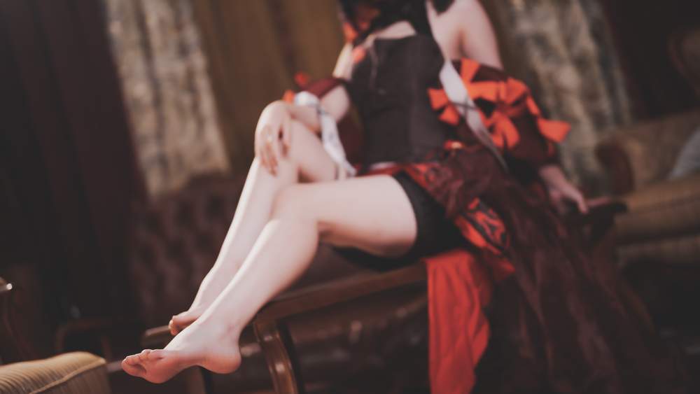 [网红杂图] Seele麦麦 – 黑希旗袍物语 [61P8V976MB]