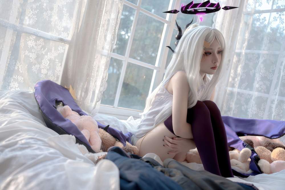 [网红杂图] 纸悦Etsu_ko – 日奈原皮 猫猫耳 [72P625MB]