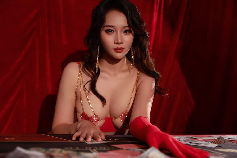 [网红杂图] 南乔 – 赌场女郎 [118P1.72GB]