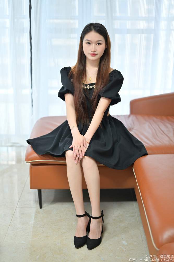 [凝思摄影] No.001 怡怡-连衣裙、黑丝、高跟鞋 [137P1V3.82GB]