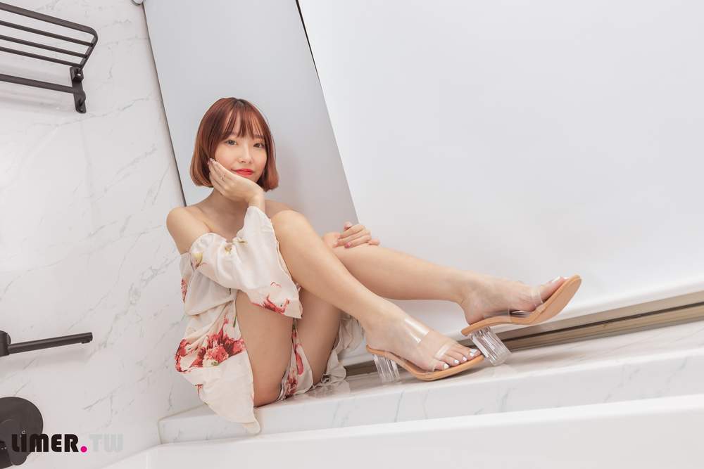 [Limerence原创] No.093 小容包 浴室高跟鞋邂逅 [175P1V2.89GB]