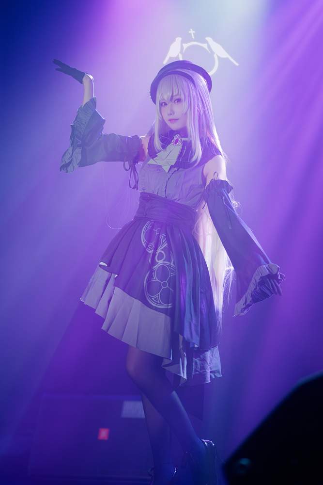 [网红杂图] lunananya – 碧蓝档案 歌住樱子 偶像 [37P233MB]