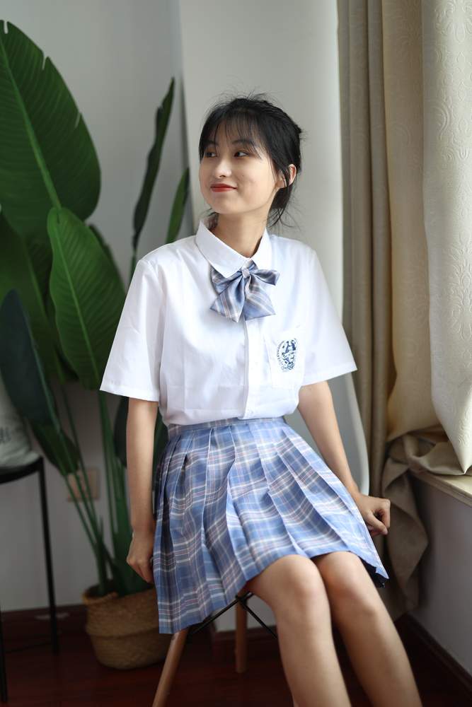 [三禾摄影] No.001 雪雪 室内JK [275P1.11GB]