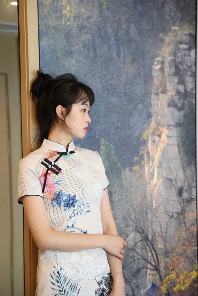 [三禾摄影] No.015 旗袍 高跟 [252P1.41GB]