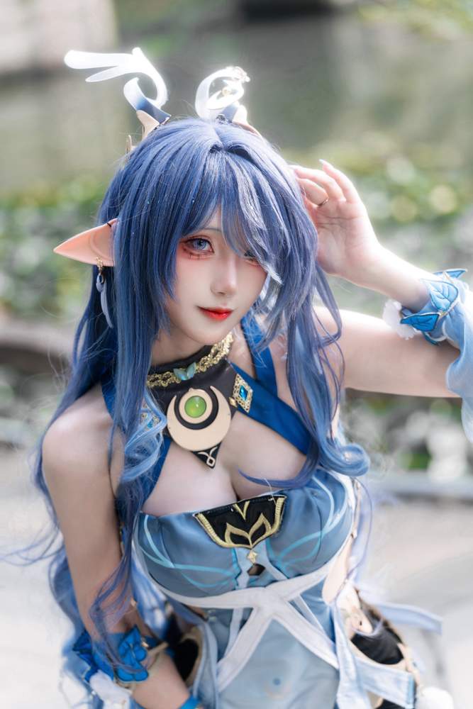 [网红杂图] 是夙卿呀 – 菈乌玛 [11P84MB]