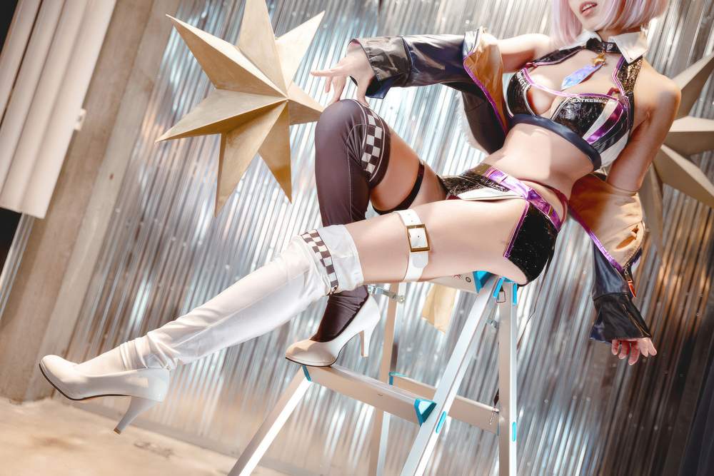 [网红杂图] 切切celia – FGO 玛修赛车服 [23P75MB]