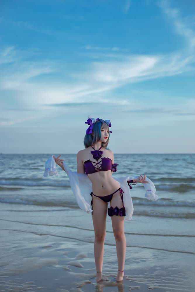 [网红杂图] 二佐Nisa – 碧蓝航线 柴郡泳装 [30P291MB]