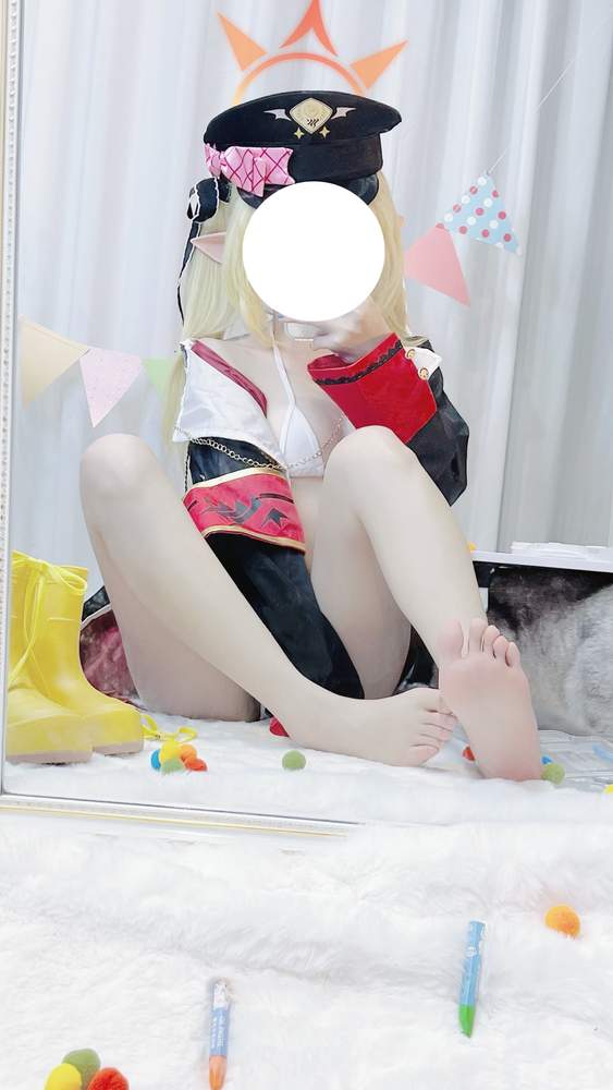 [网红杂图] 纸悦Etsu_ko – 丹花伊吹自拍 [30P90MB]