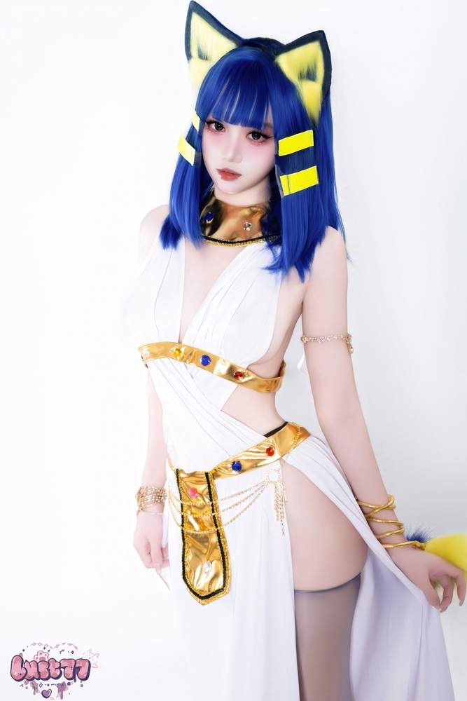 [网红杂图] 柒柒要乖哦 – 埃及猫 [65P573MB]